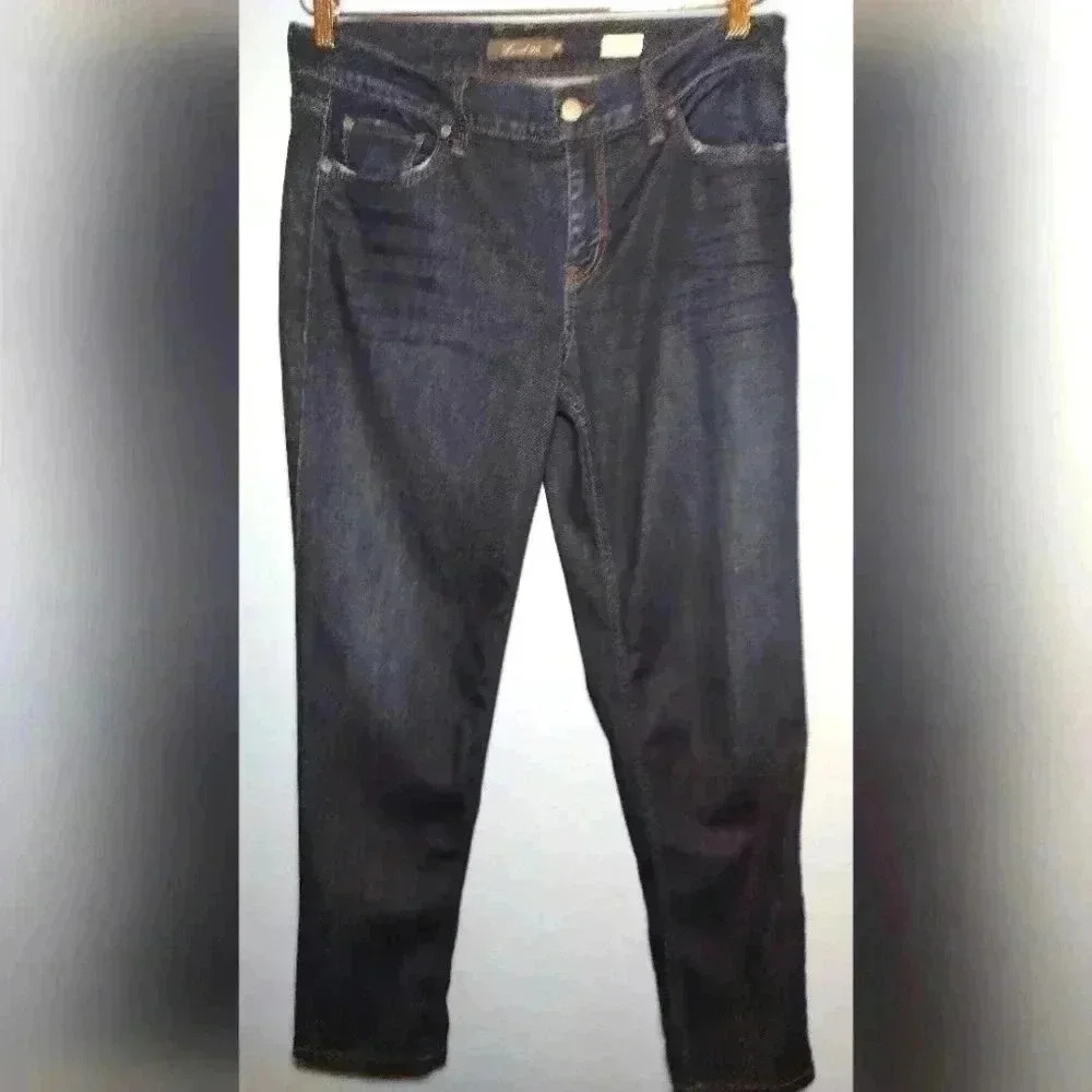 WOMEN'S Level 99  Anthropologie "Sienna Tomboy" Dark Wash Jeans. Size 29